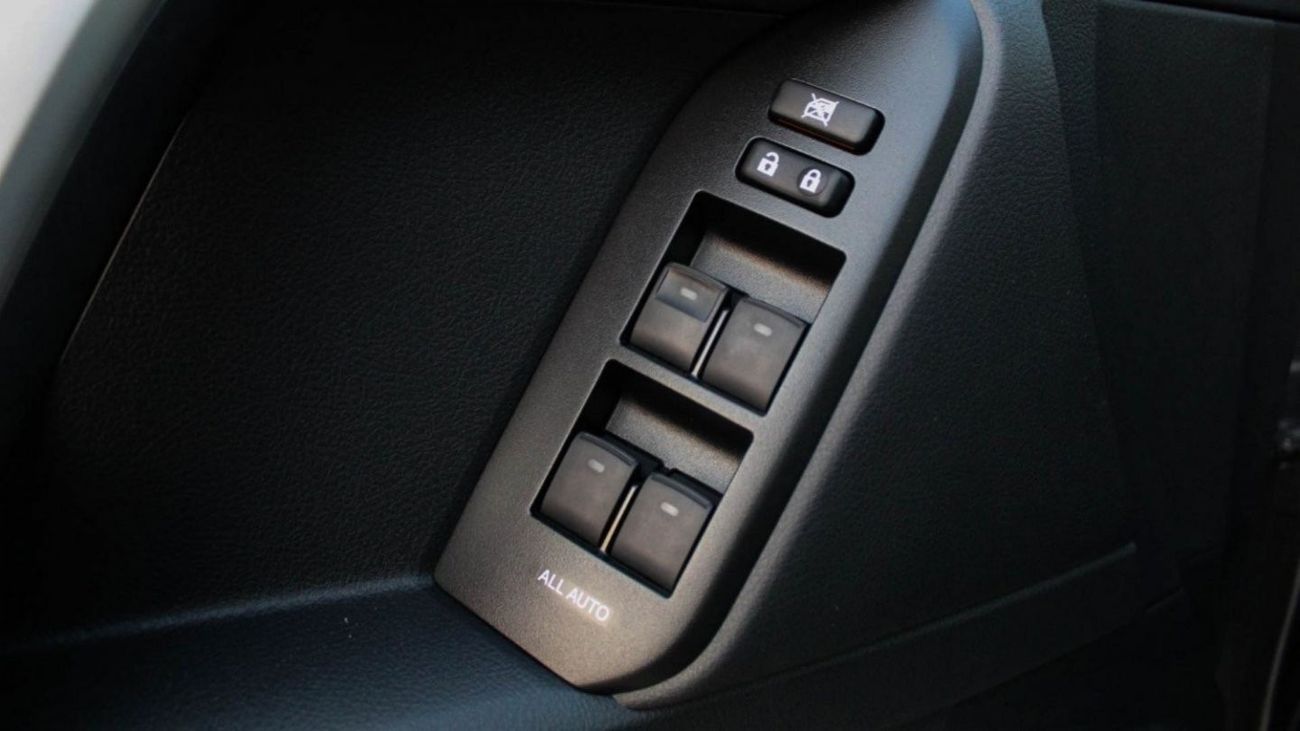 Toyota Prado TOYOTA PRADO 2.7L TX-L 5-AUT 4X4 (Export Only)