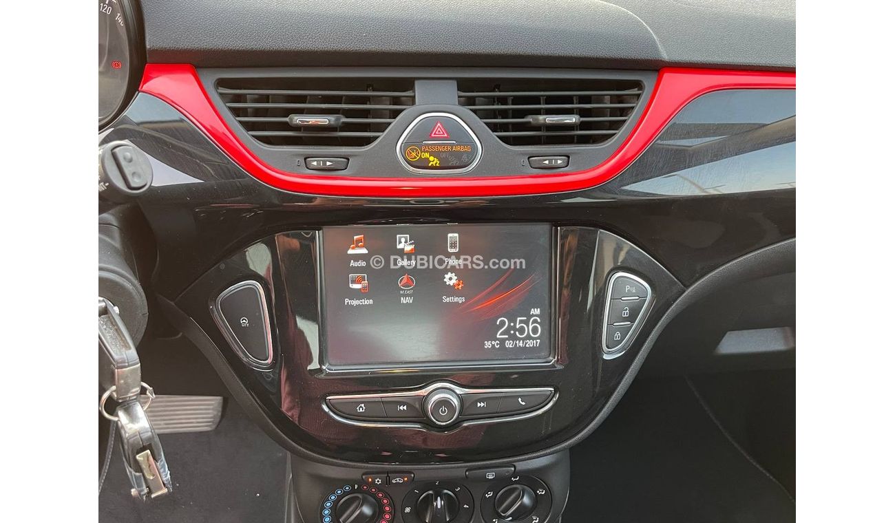 أوبل كورسا اوبل كورسا 2017ابيض فل اوبشن بحالة ممتازبدون حوادث