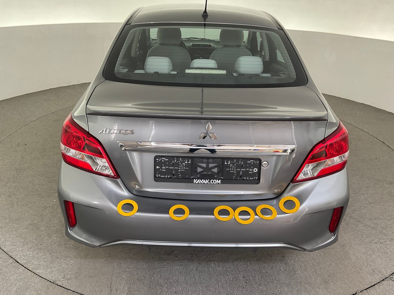 ميتسوبيشي اتراج GLX Full | شامل الضمان | 0 ﺪﻔﻋﺓ ﺃﻮﻟﻯ