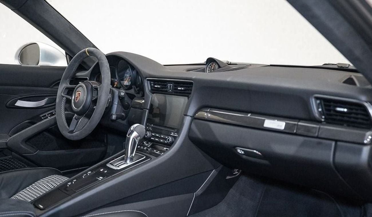 Porsche 911 GT3 RS 4.0L GT3 RS Weissach - AED 14,517 P/M - Warranty till 10/2025