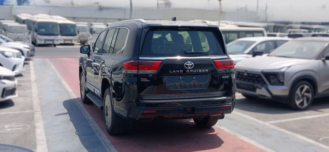 تويوتا لاند كروزر VXR
