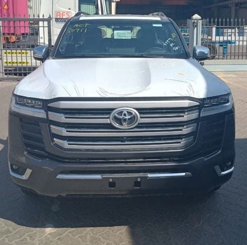 Toyota Land Cruiser VXR 3.5L Petrol Automatic (EXPORT TO AFRICA ONLY)