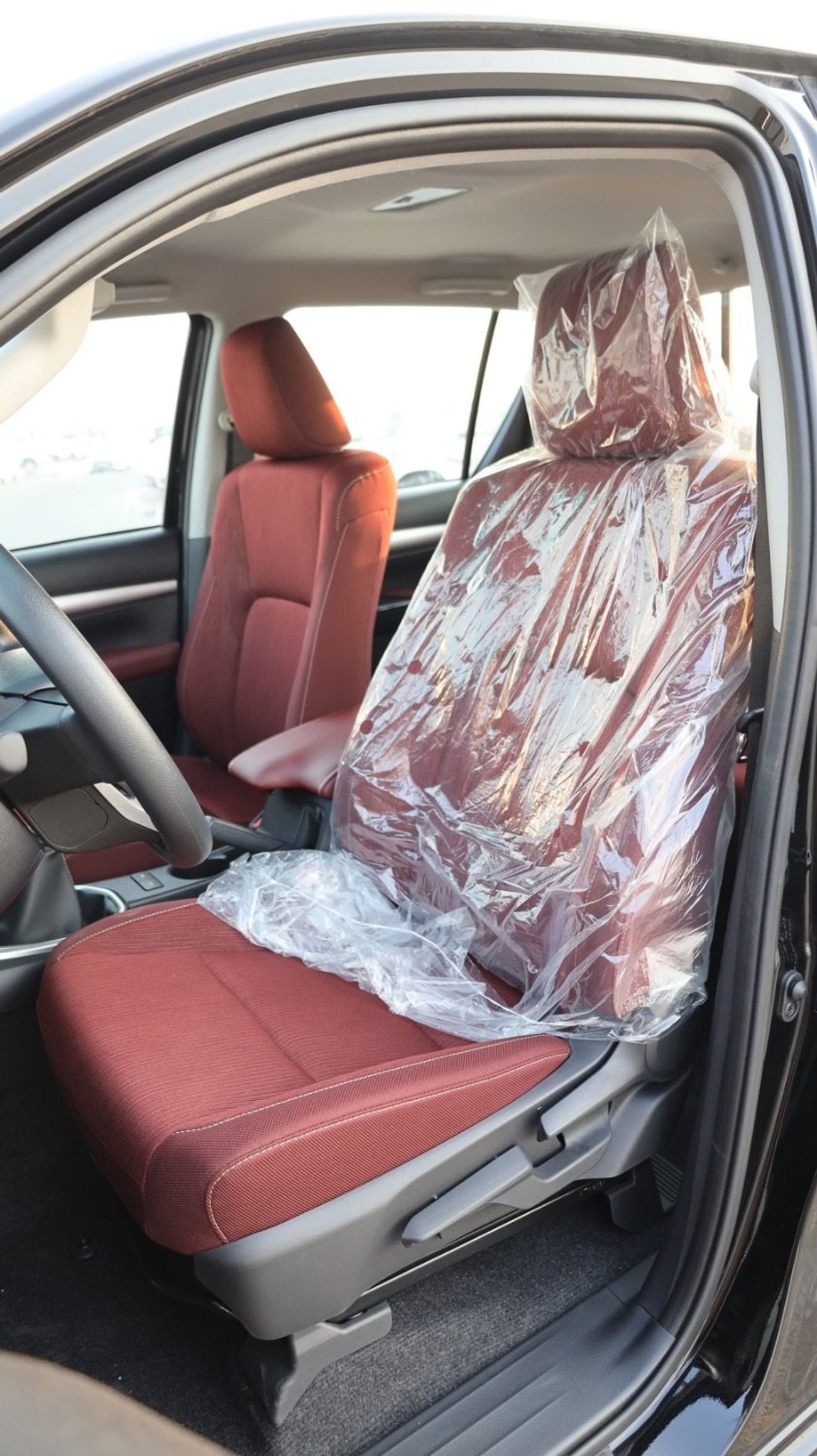 Toyota Hilux TOYOTA HILUX 2.7 PETROL M/T KUWAIT SPEC FULL OPTION PISH START