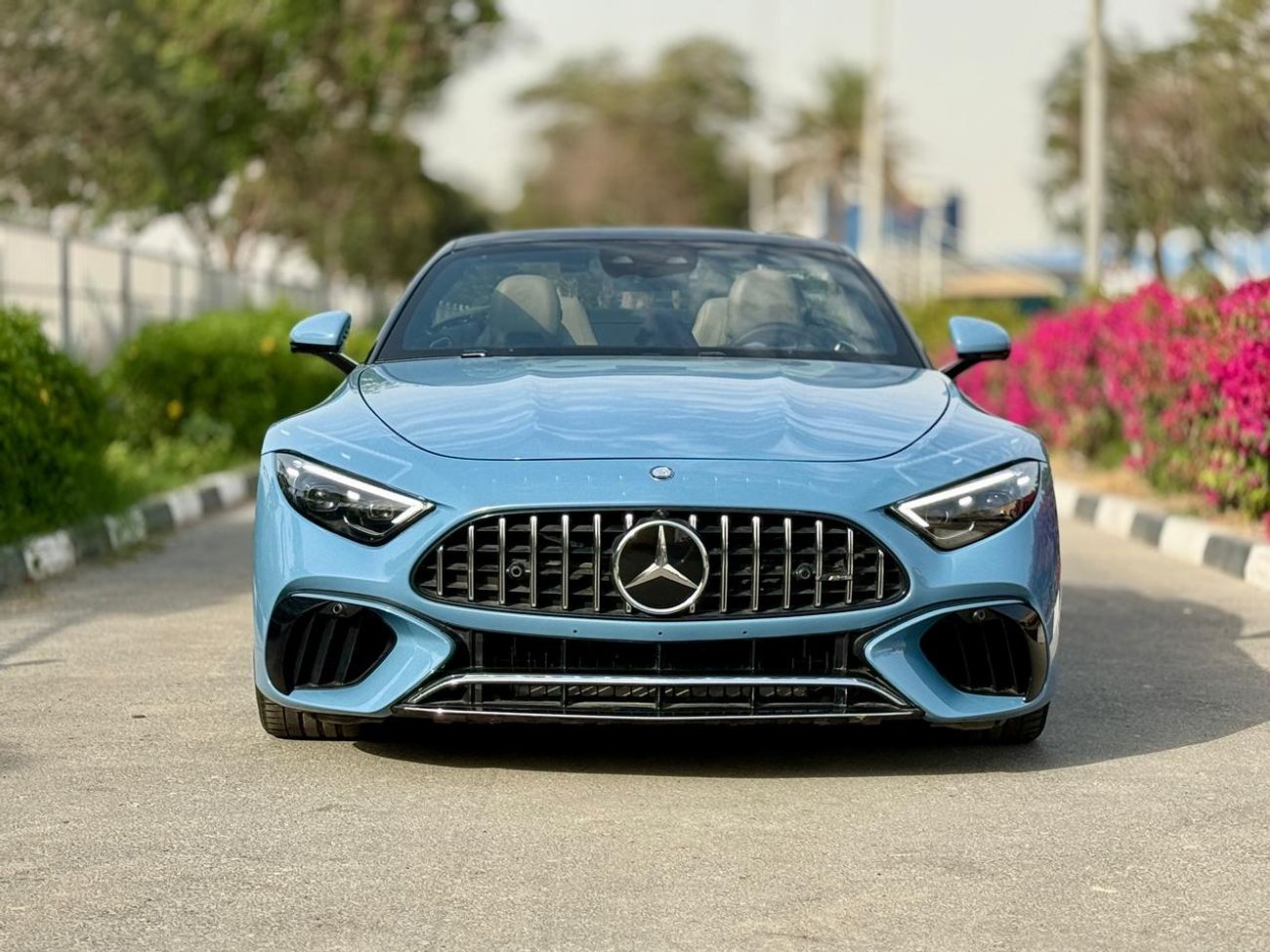 Mercedes-Benz SL 63 AMG Roadster SE Performance