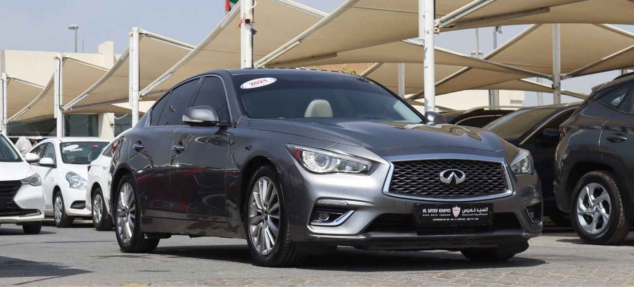 Infiniti Q50 Luxe 3.0L Infiniti Q50 - 2021  - GCC- Full Option - Accident-Free - 6(V) - 3.0L - Excellent Conditio