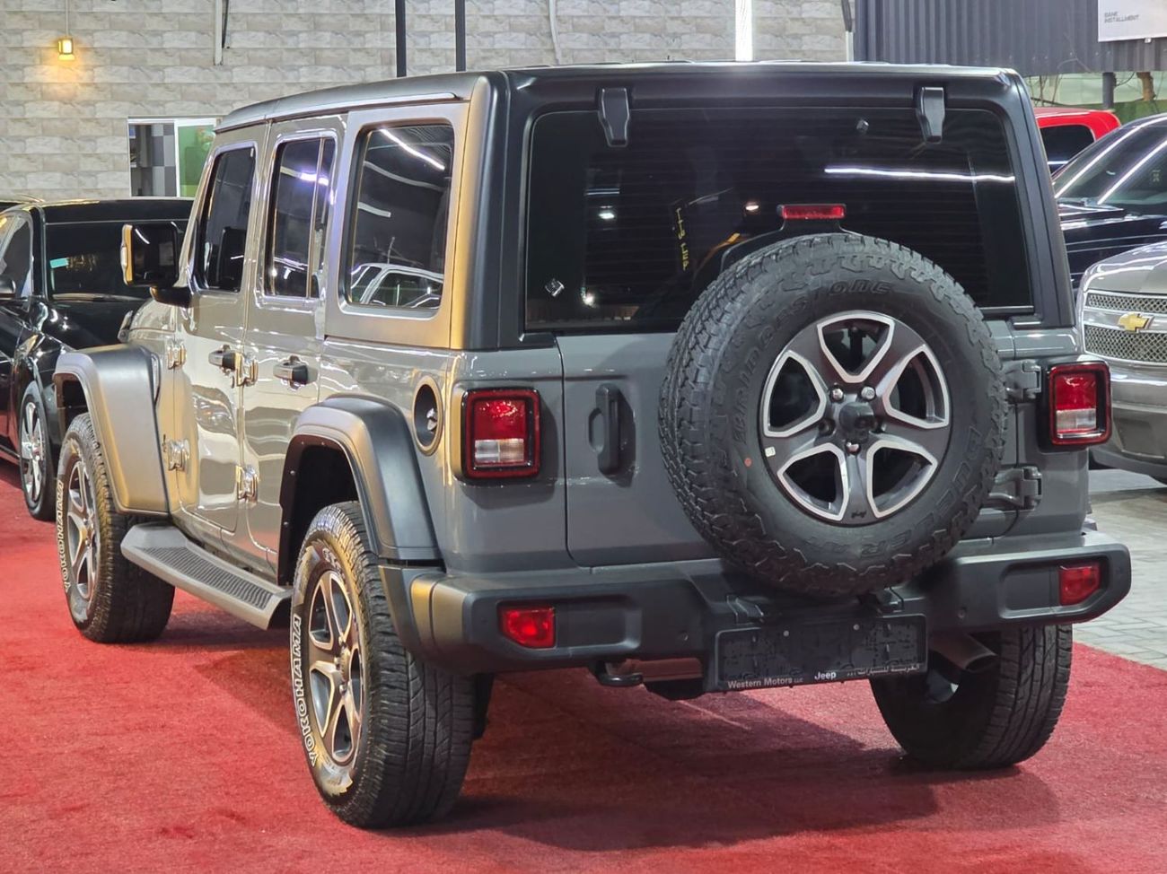 Jeep Wrangler Unlimited Sport 3.6L A/T