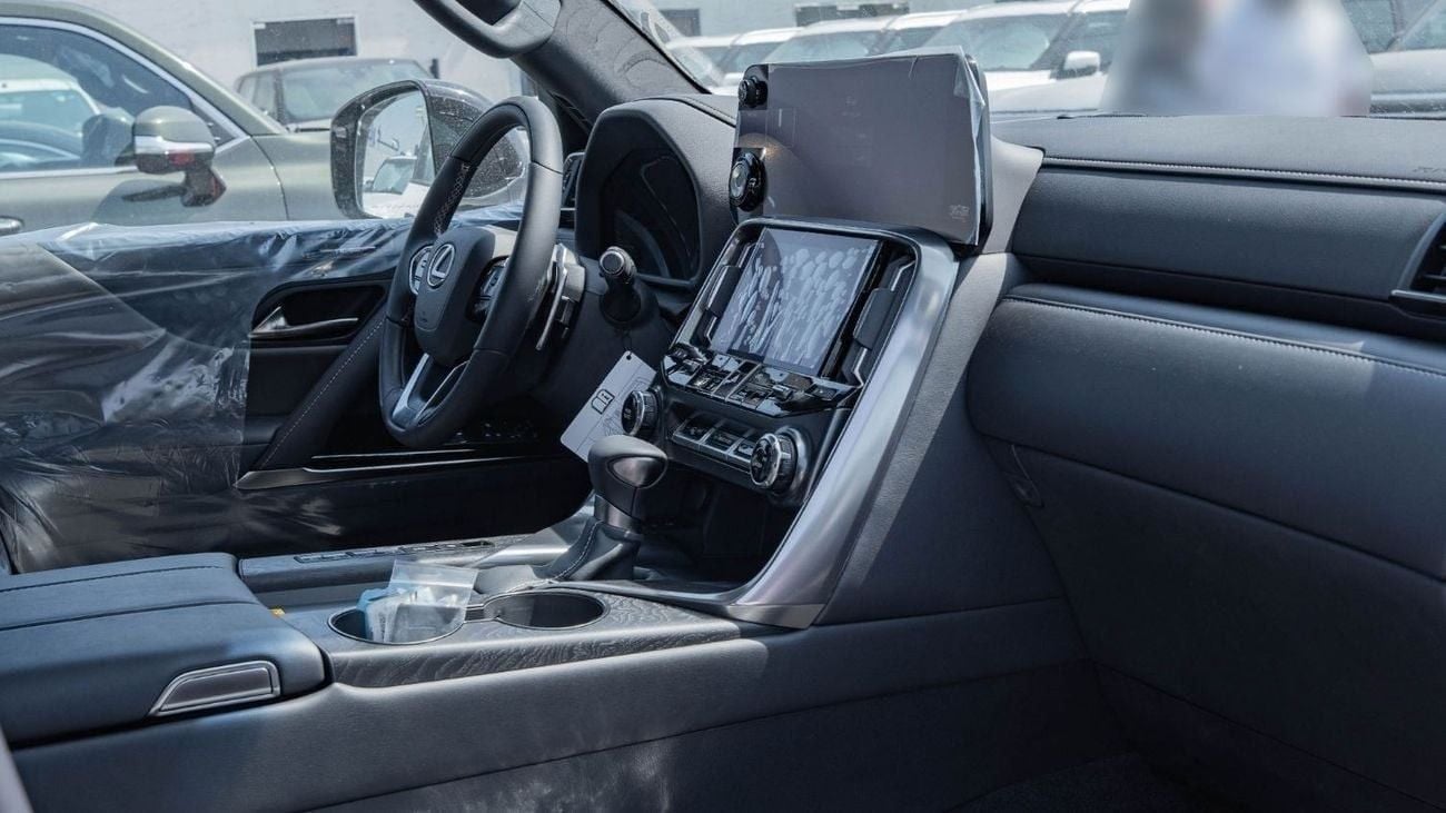 Lexus LX 600 2025 Lexus LX 600 Overtrail 3.5L AT Petrol (White)