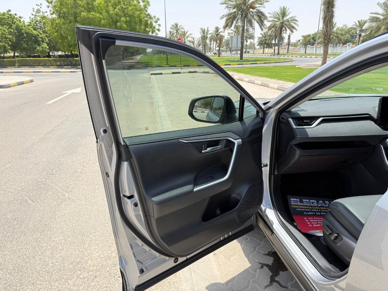 تويوتا راف ٤ Cruiser