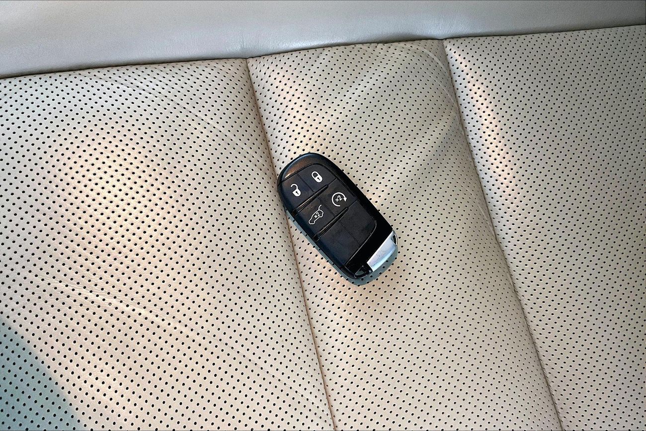 Jeep Grand Cherokee Limited | Guaranteed Warranty | 0 Down Payment