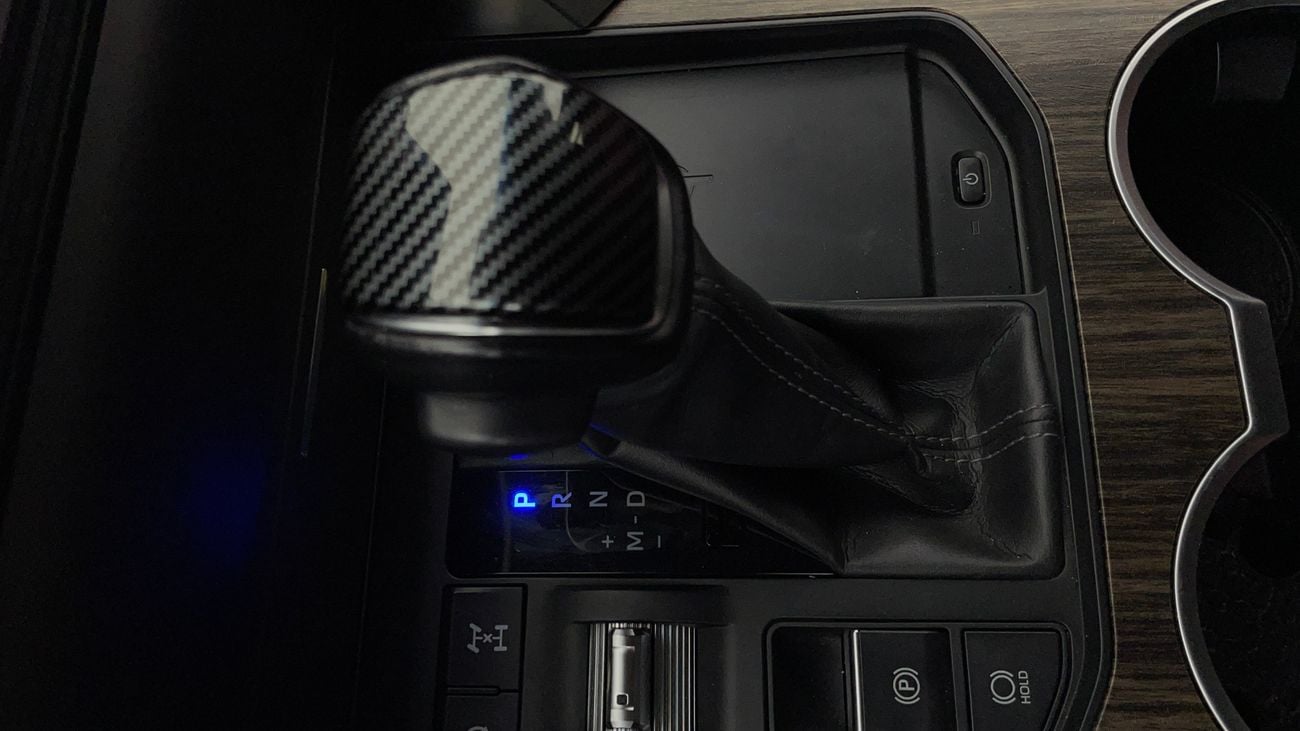 تويوتا لاند كروزر VXR 3.5 | بدون دفعة مقدمة | اختبار القيادة في المنزل