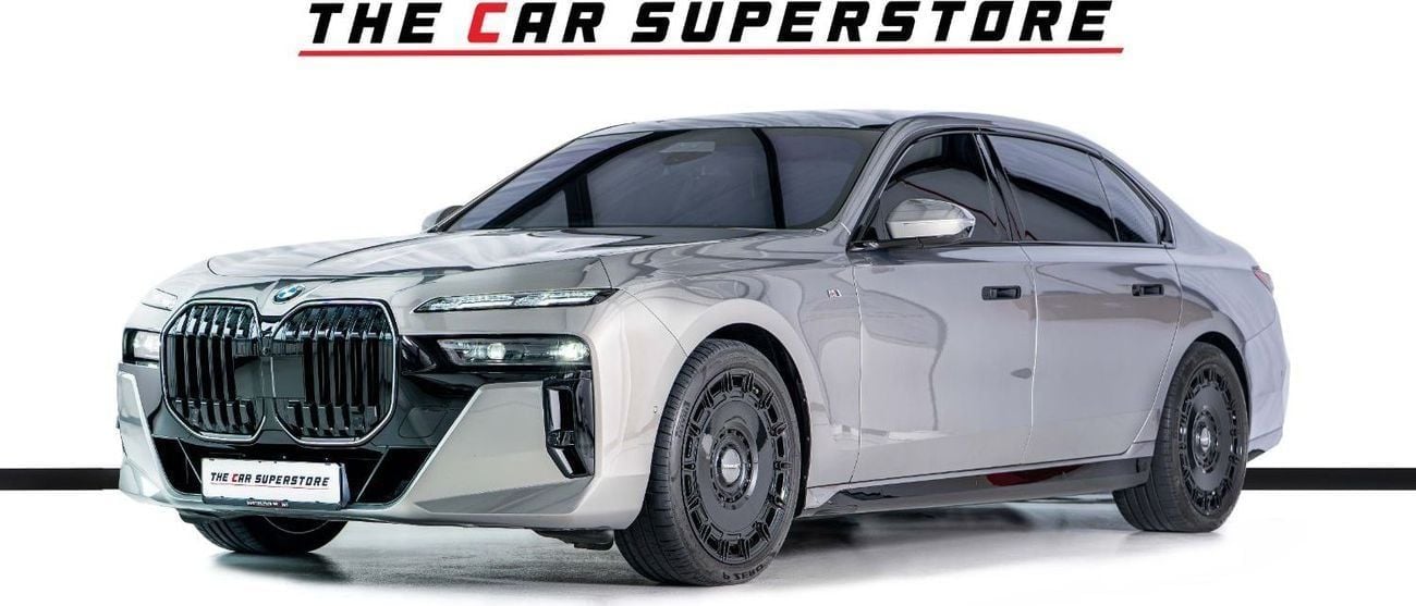 بي أم دبليو M760Li GCC-1 Owner-Abu Dhabi Motors Warranty Service Contract Until 07/2030