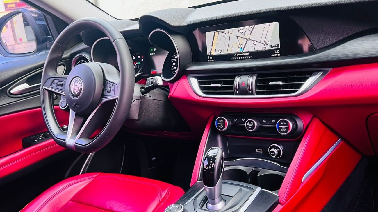 Alfa Romeo Stelvio Super AED 1,200 PM | ALFA ROMEO STELVIO Q4 | FULLY MAINTAINED | GCC | JUST BUY & DRIVE