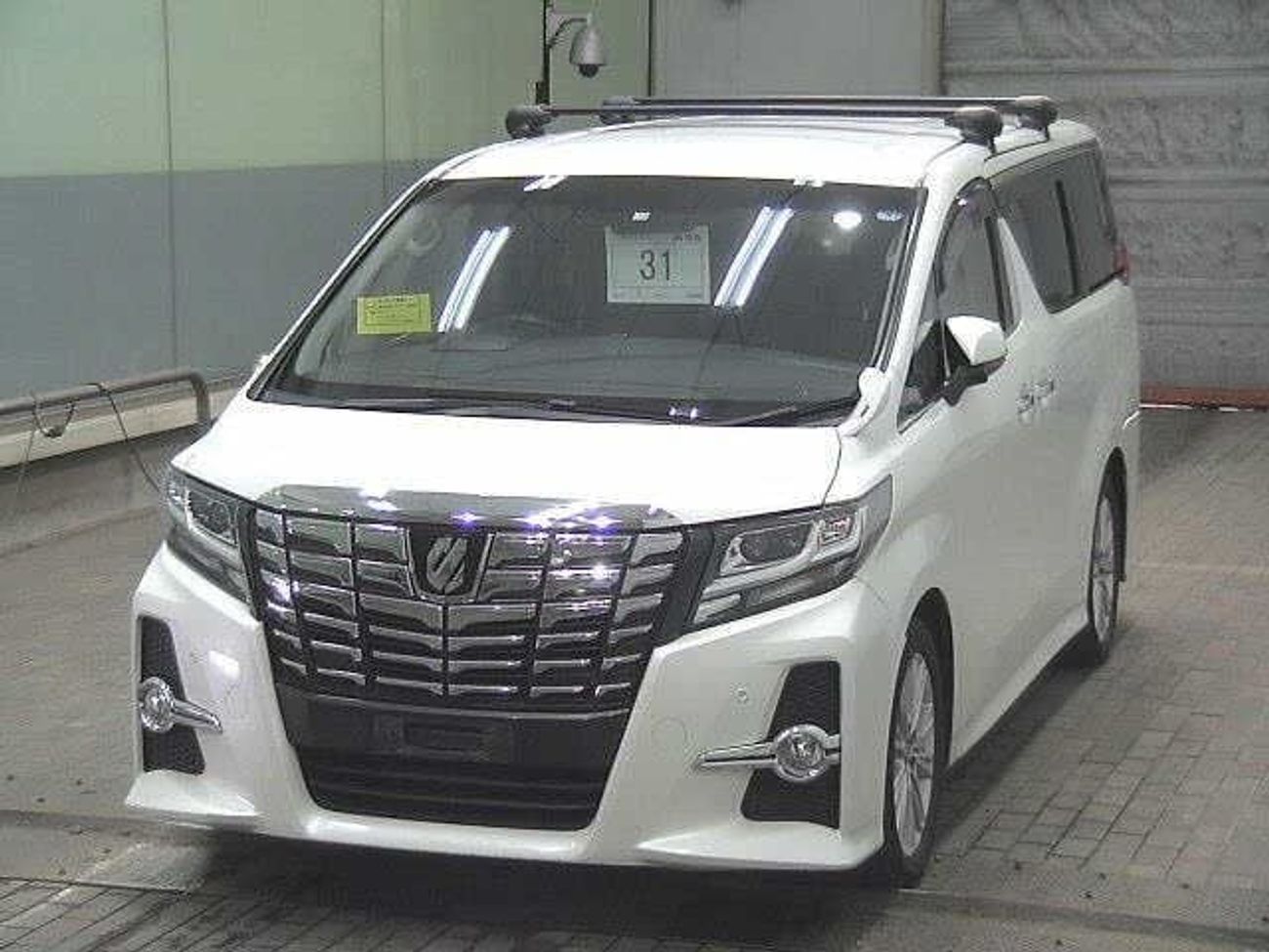 تويوتا ألفارد 2.5L V4 PETROL / DVD / PARKING SENSOR / 2015/S A PKG/AGH30W