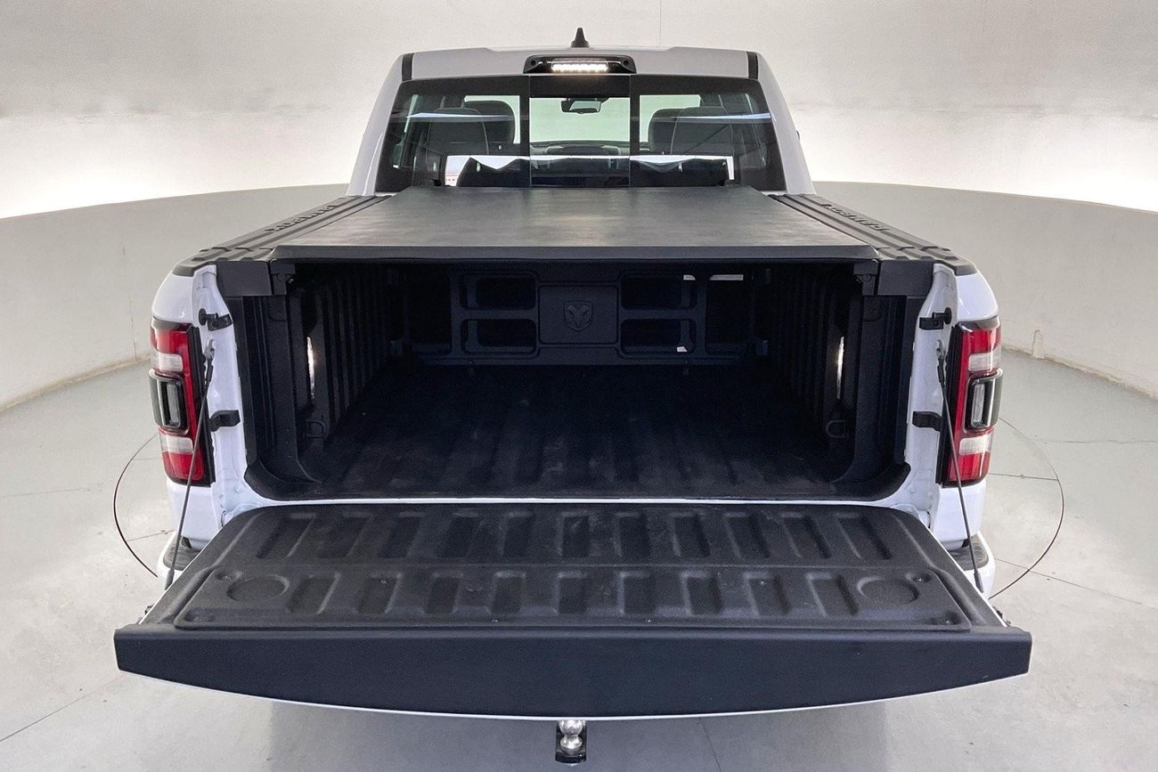 Mitsubishi Pajero Signature Edition| 1 year free warranty | Exclusive Eid offer