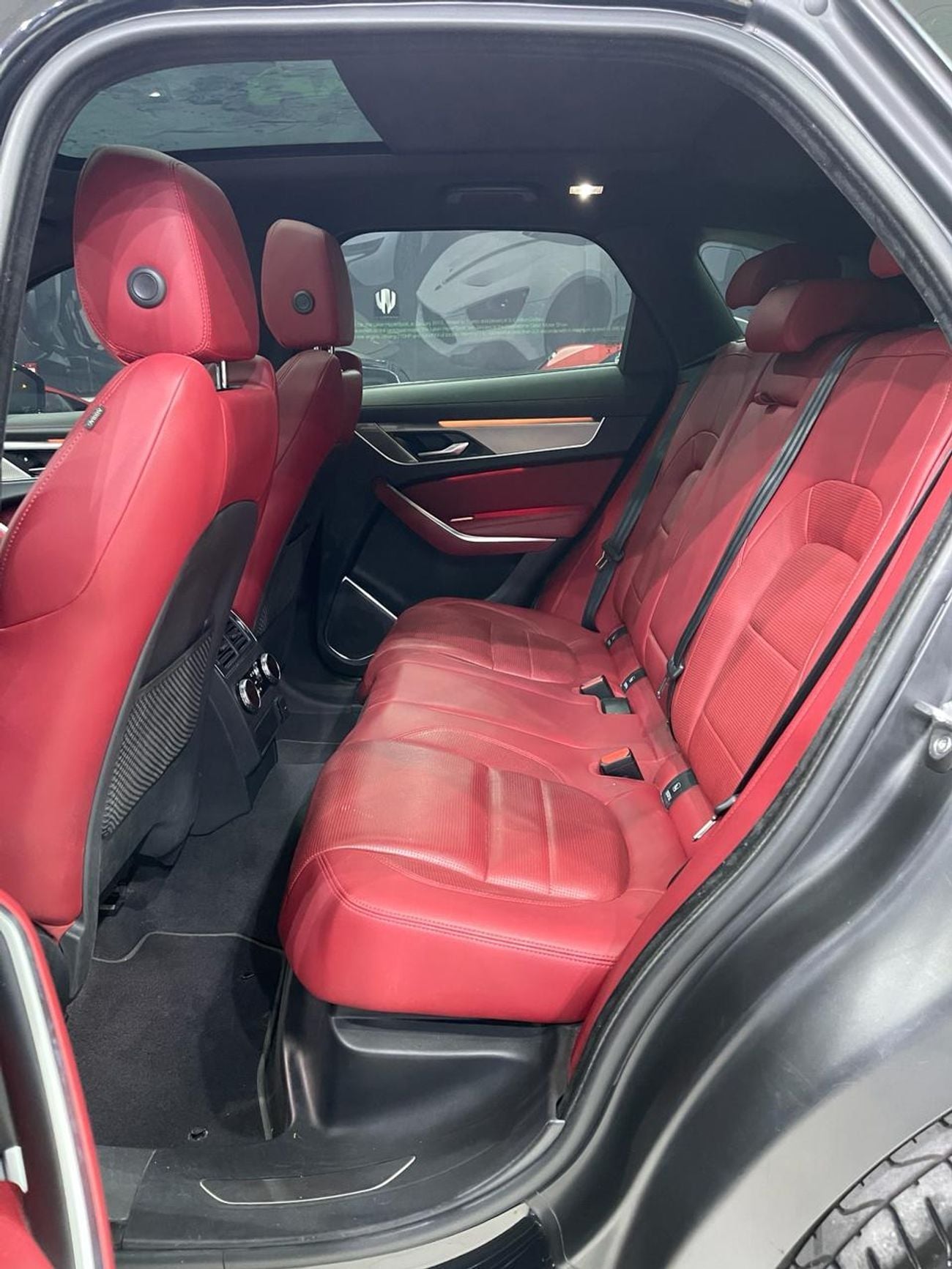 Jaguar F Pace R-Dynamic Black P250 2.0L