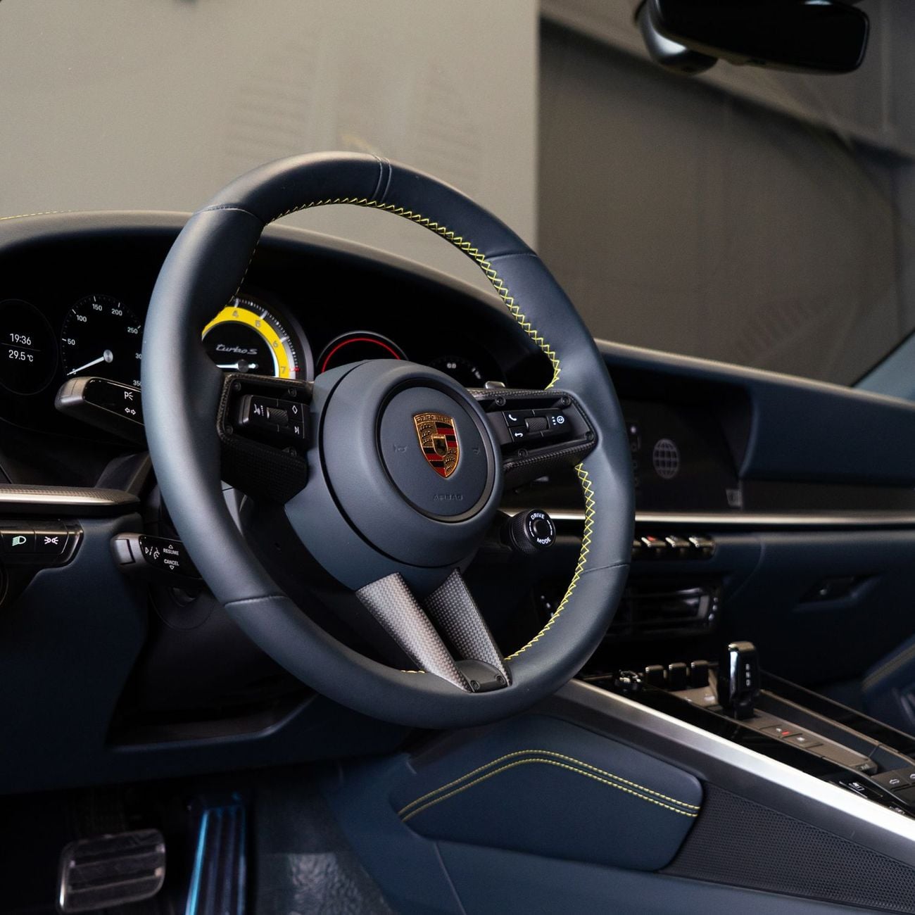 Porsche 911 Turbo S 3.8L (640 HP) Convertible AED 19,147 pm • 0% Downpayment • Porsche 911 Turbo S • Agency Warr