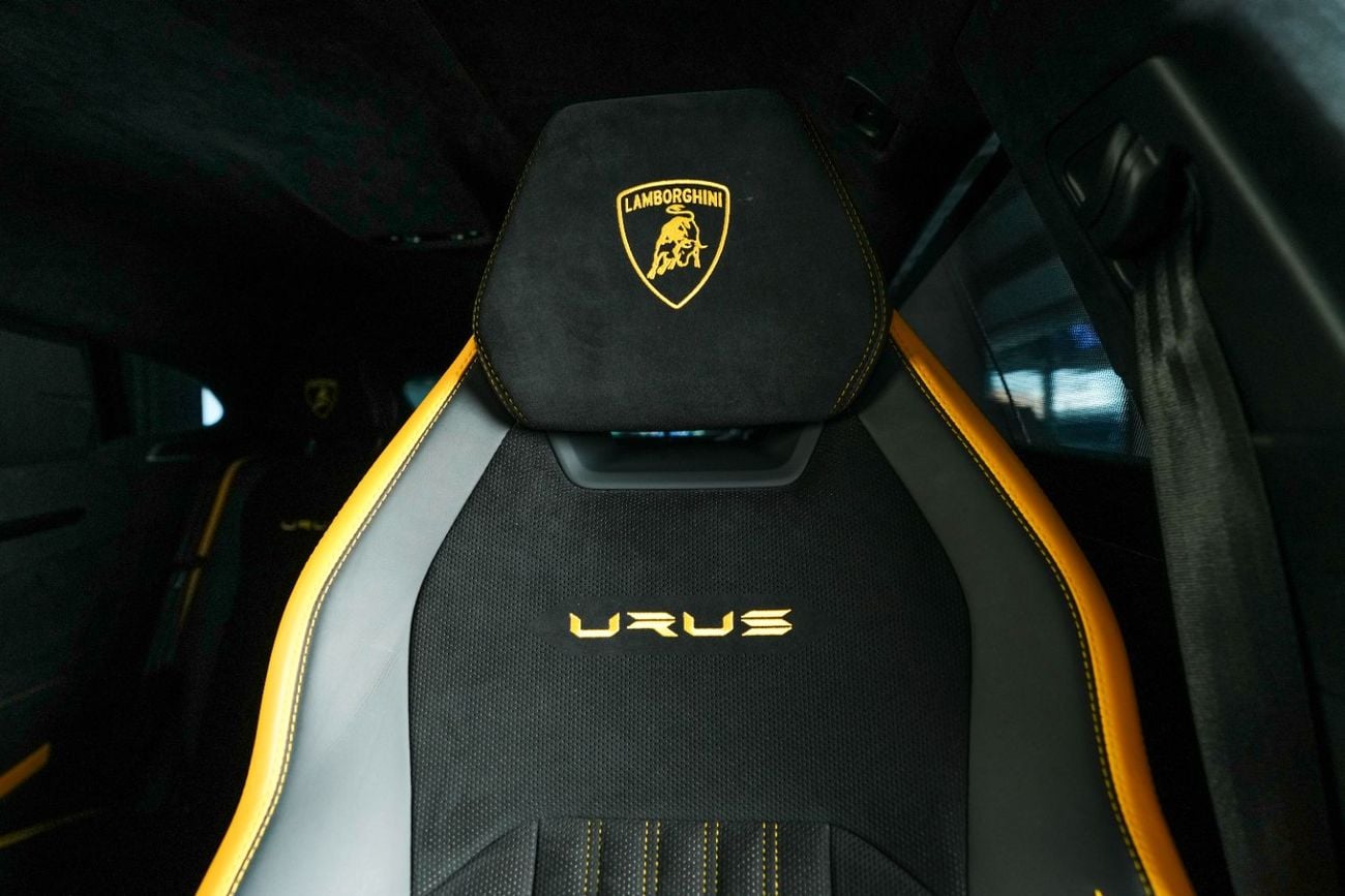 Lamborghini Urus PERFORMANTE Full Carbon Fibre Package - Rally Mode - Full option - Special Colour Giallo Auge