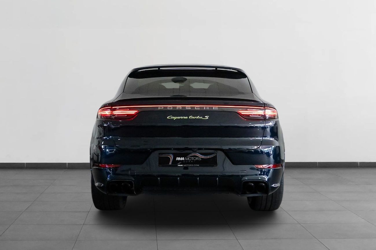 Porsche Cayenne 2020 Porsche Cayenne Coupe Turbo S E Hybrid / Porsche Warranty