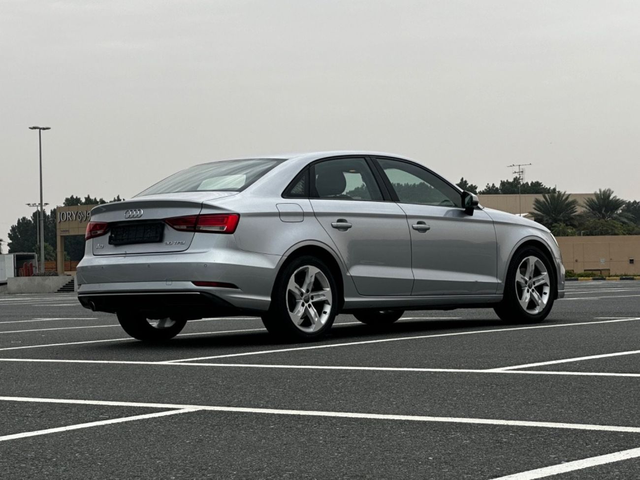 Audi A3 35 TFSI MODEL 2017GCC CAR PERFECT CONDITION INSIDE AND OUTSIDE 1400cc