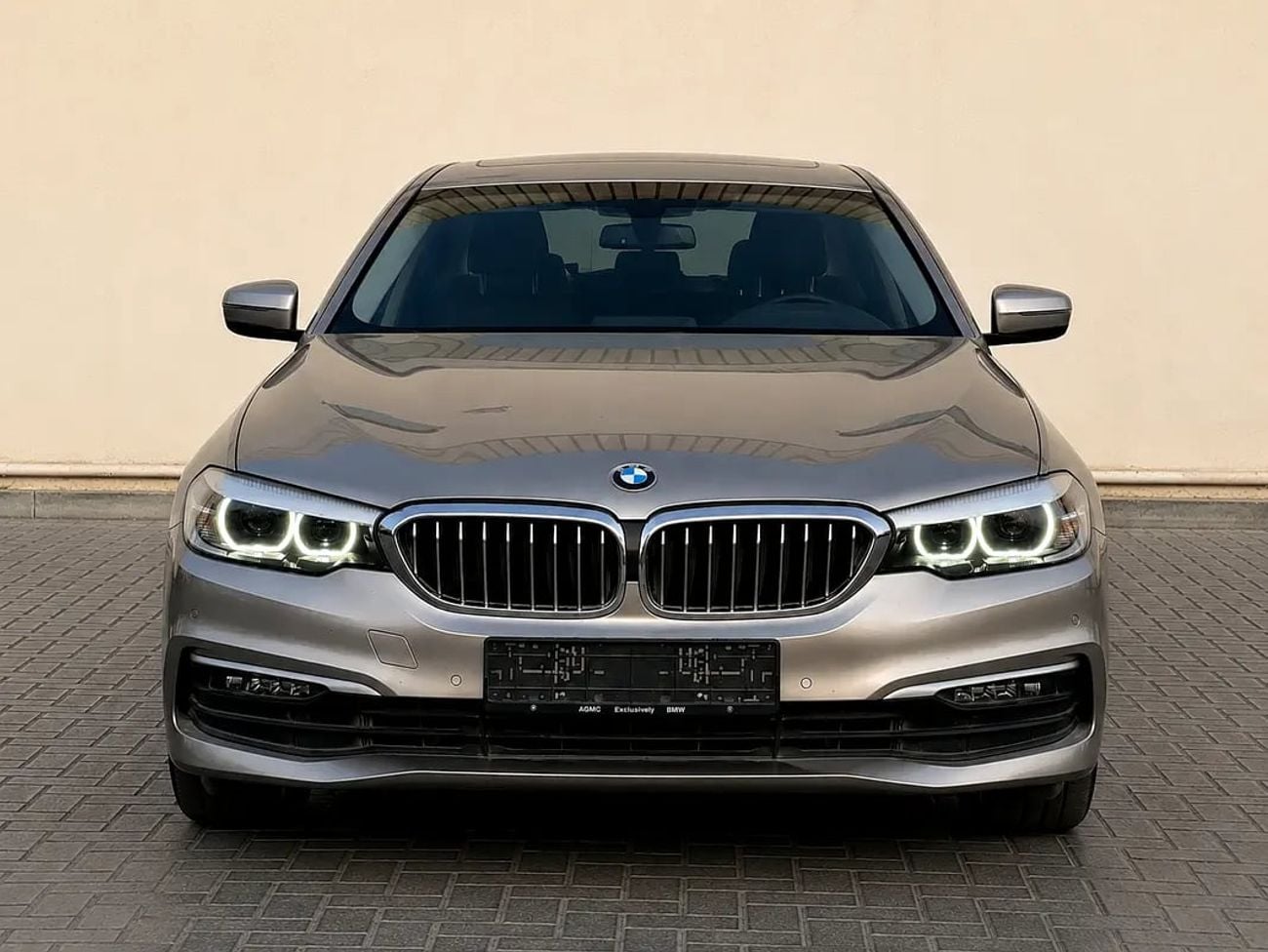 BMW 520i 520i Exclusive | GCC Specs | Low Mileage