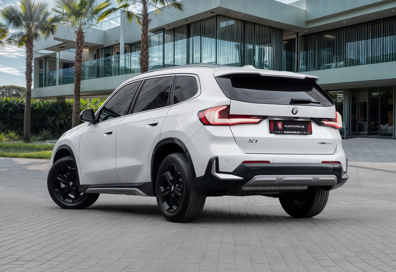بي أم دبليو X1 X1 | 2,546 P.M | 0% Downpayment | Warranty | Only 2,000km | Like New!