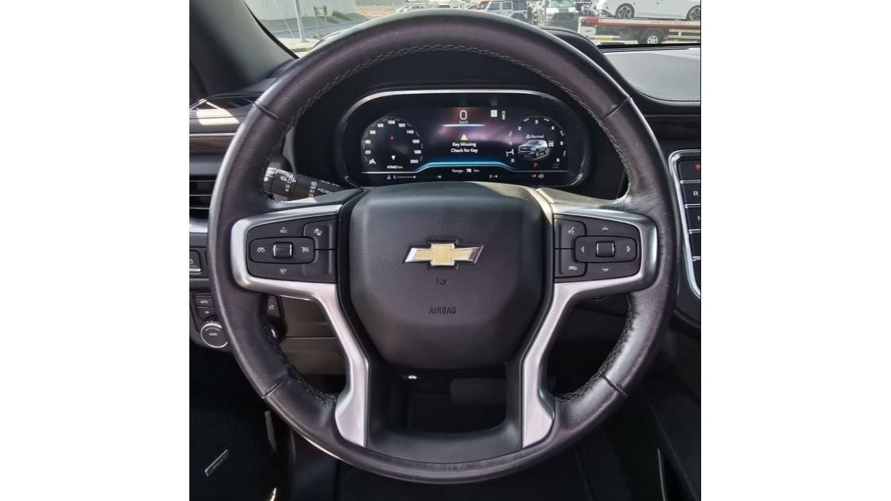 Chevrolet Suburban Chevrolet LT Suburban - 2022- Grey