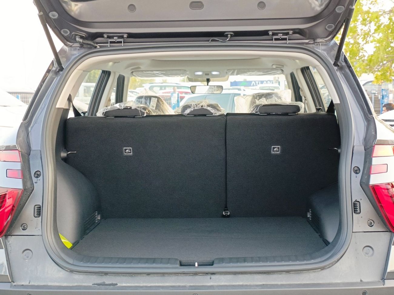 Hyundai Creta PREMIER PLUS/1.5L V4 A/T/8" DISPLAY AUDIO/RR CAMERA/PUSH START, PANAROMIC ROOF/ CODE# CR15AF