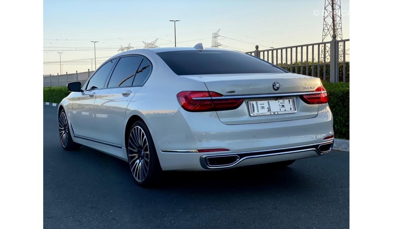 بي أم دبليو 750 Li Xdrive