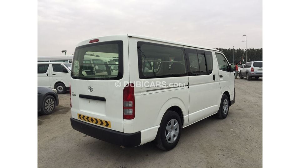 Toyota Hiace Glass Van for sale AED 31,000. White, 2013