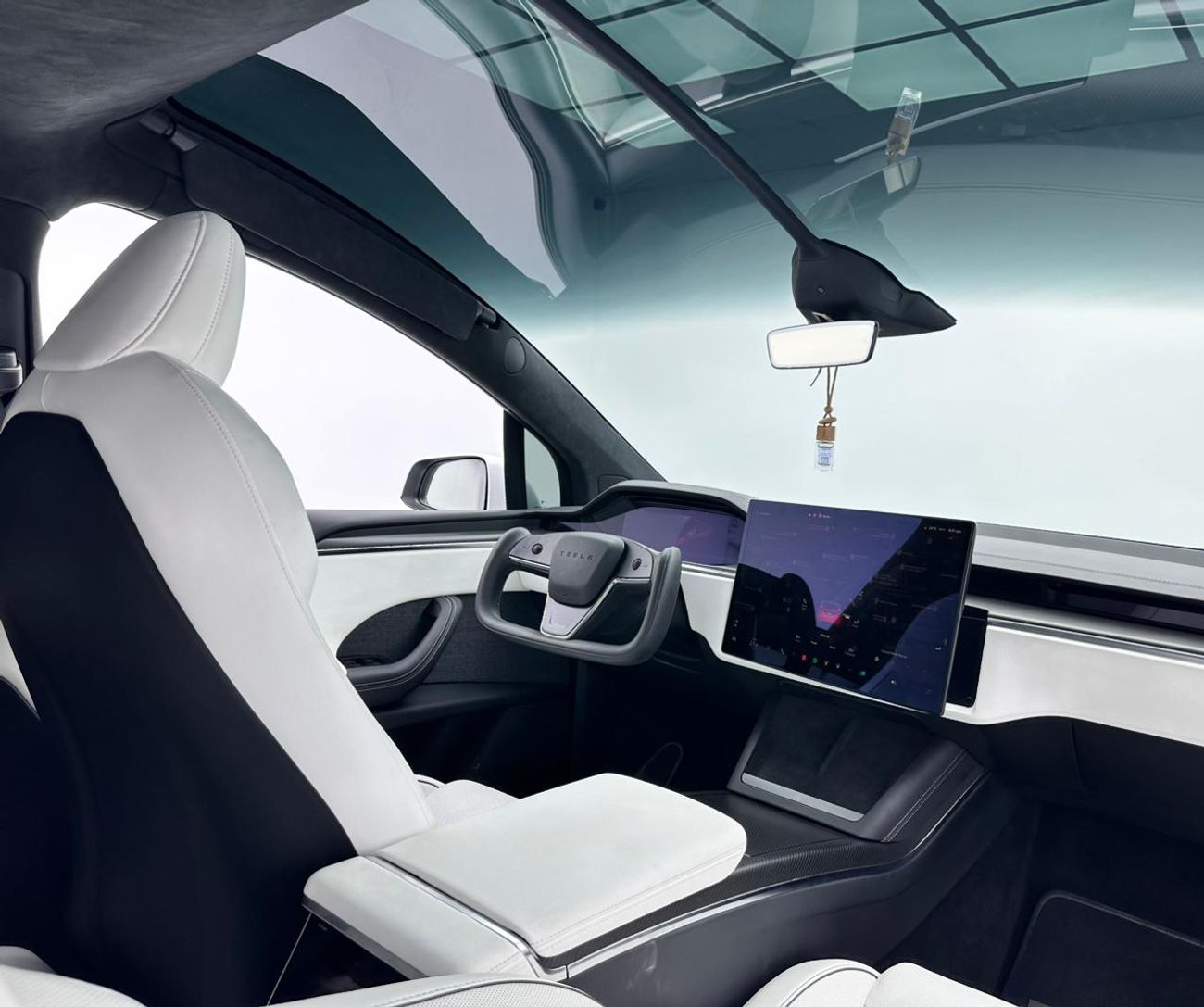 Tesla Model X Plaid (AWD) 2024 Tesla Model X Plaid, Aug/2028 Tesla Warranty, Tesla Full Service History, GCC