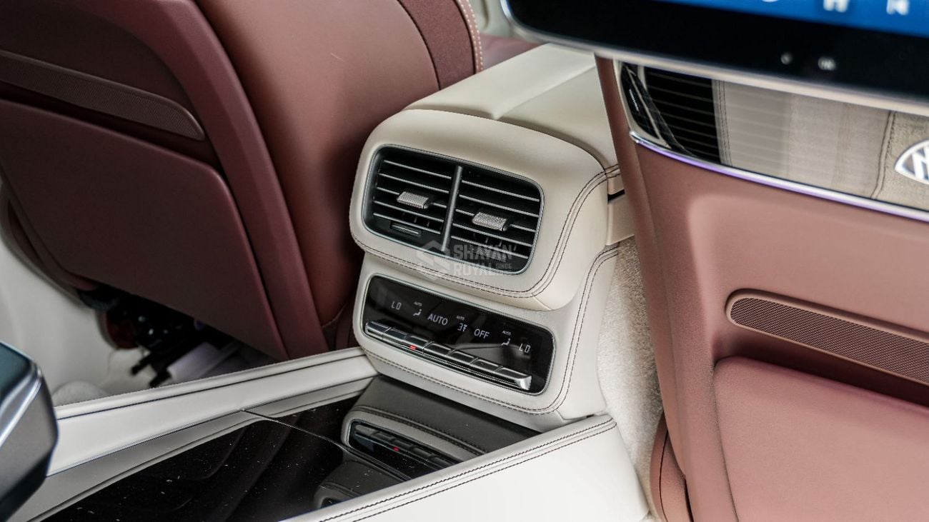 Mercedes Maybach GLS600 Maybach 4 MATIC 4.0L PETROL V8 TT  EXECUTIVE SEATS AT 4WD 2026MY