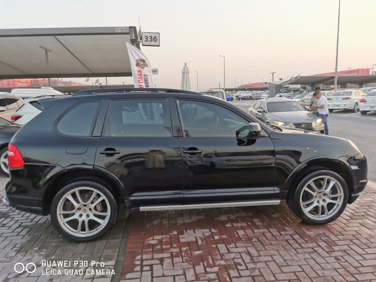 بورش كايان in excellent condition and requires no expenses