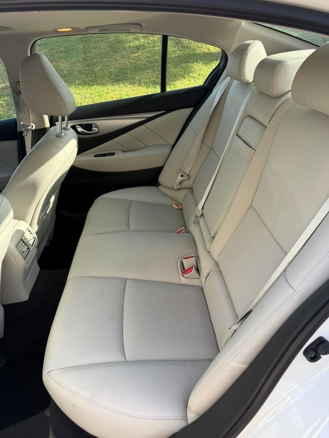 Infiniti Q50 LUXE