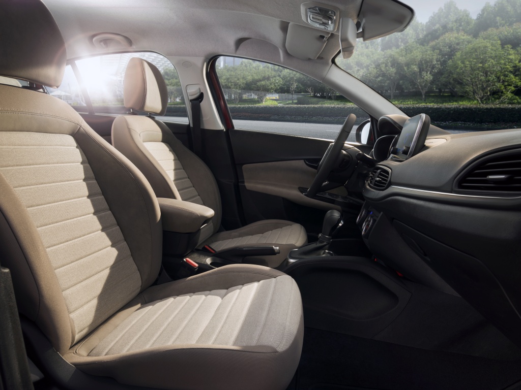 Dodge Neon interior - Seats