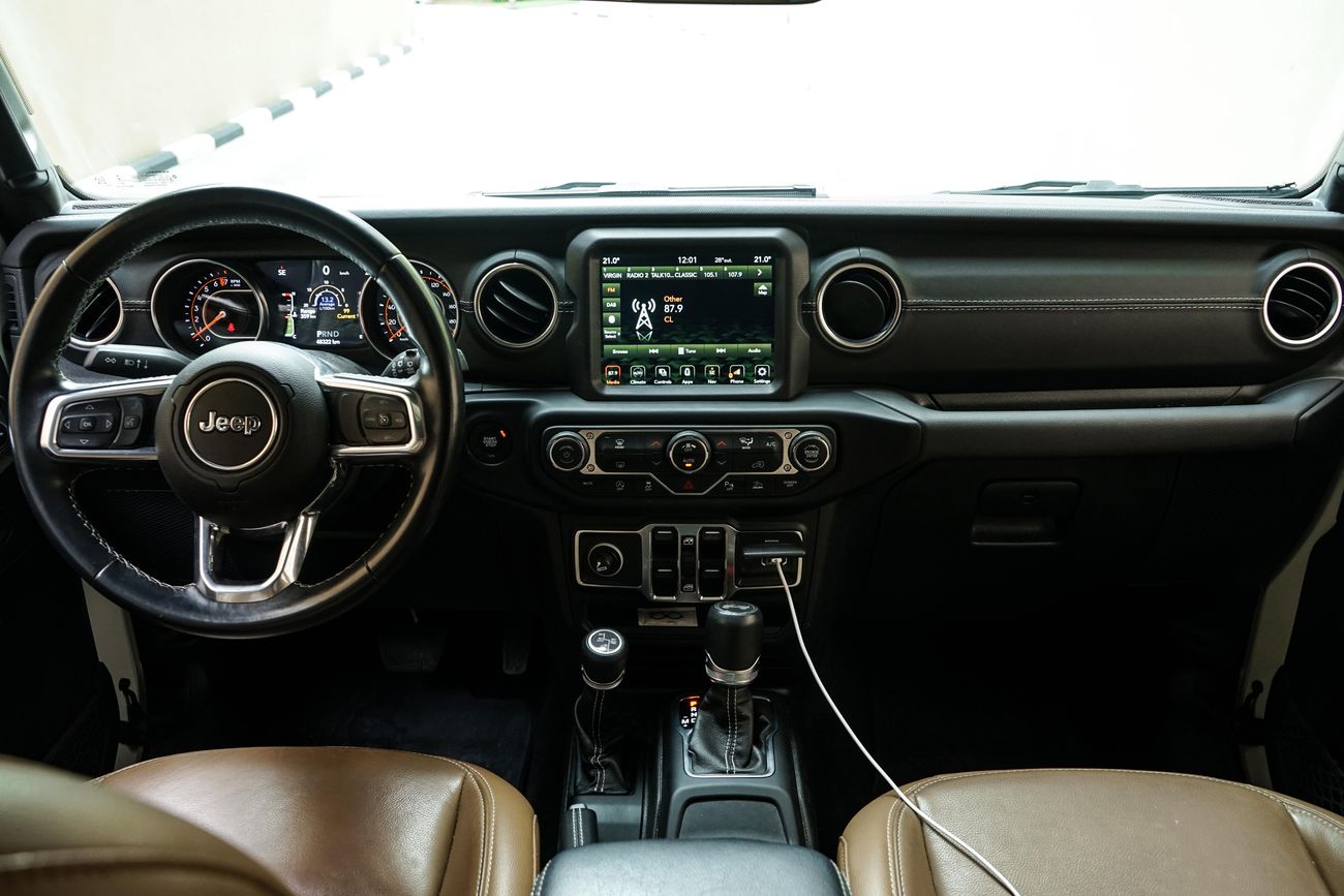 Jeep Wrangler Sahara 3.6L A/T (4 Seater) - First Owner