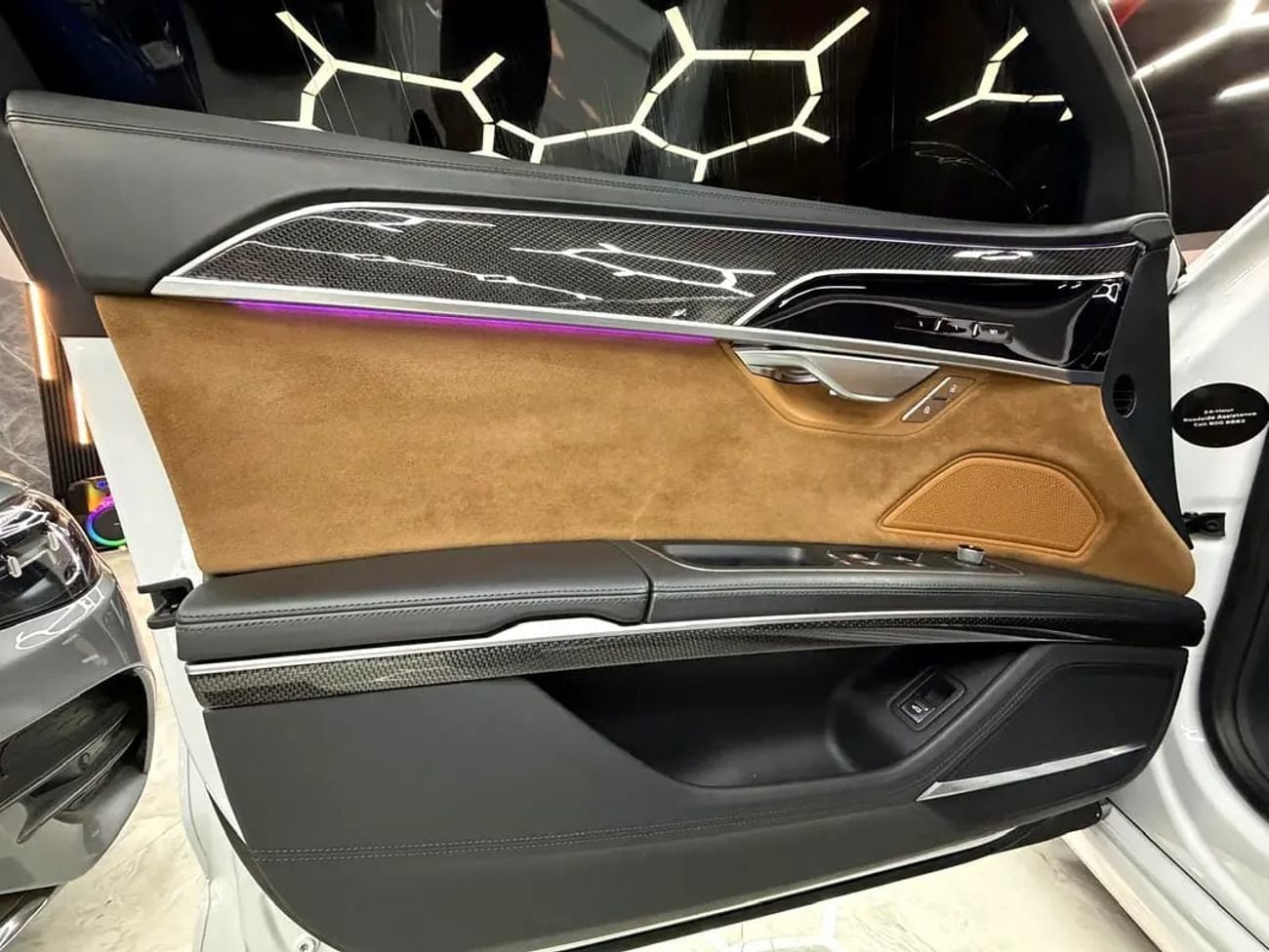 Audi S8 TFSI quattro 4.0L