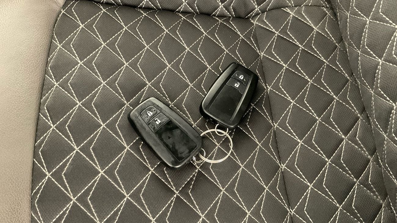 Toyota CHR VX 1.8L (100 HP) VX | Guaranteed Warranty | 0 Down Payment