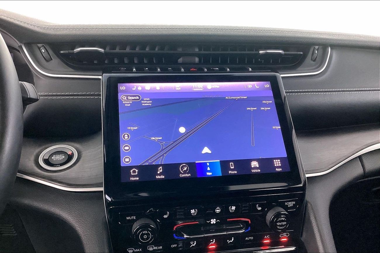 جيب شيروكي Limited Plus | National Day Celebration | شامل الضمان | 0 ﺪﻔﻋﺓ ﺃﻮﻟﻯ