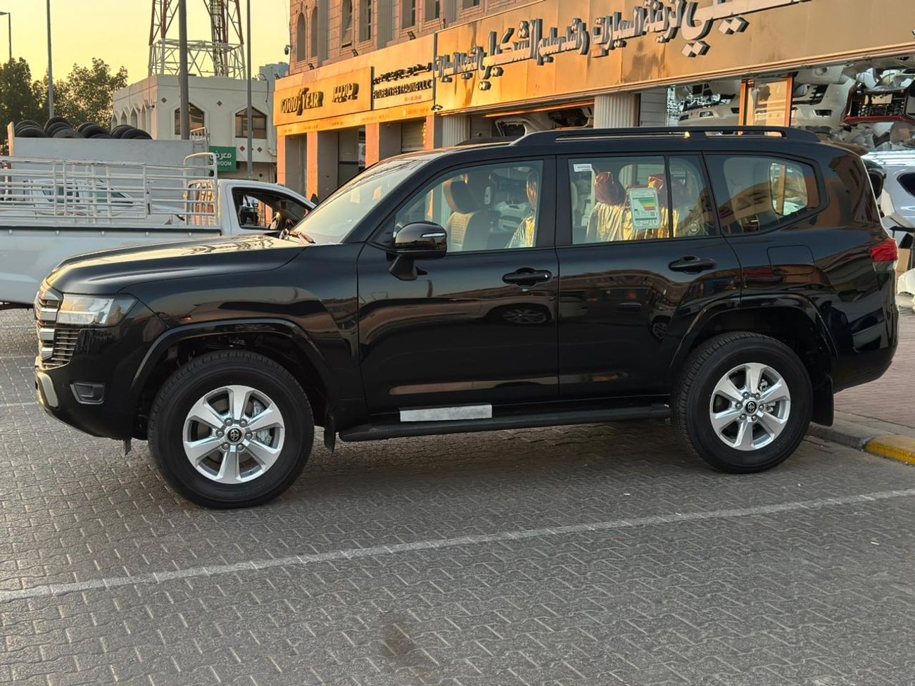 Toyota Land Cruiser EXR 4.0L