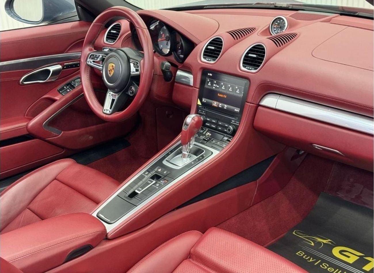 بورش بوكستر 718 S 2.5L A/T 2017 Porsche 718 Boxster S, 2026 Porsche Warranty, Sport Chrono Package, Low Kms, GCC