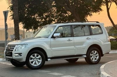 Mitsubishi Pajero GLS Mid 3.0L (175 HP)MITSUBISHI PAJERO GLS V6 2019 GCC 7 SEATER ORIGINAL PAINT TWO KEYS