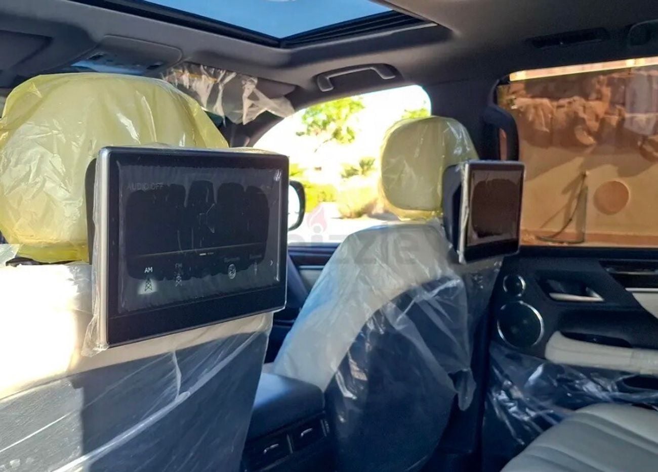 Lexus LX570