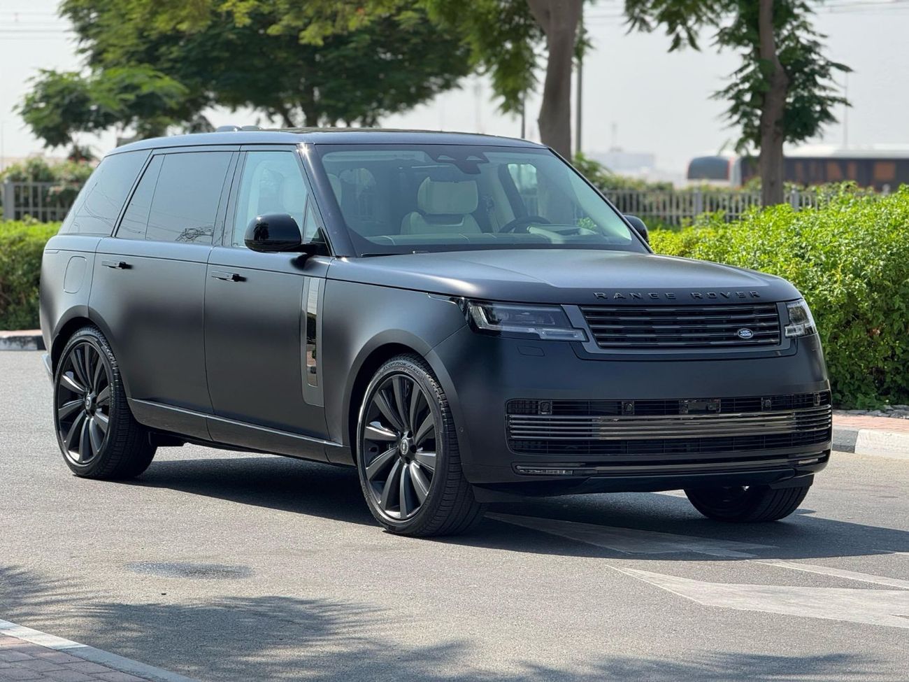 Land Rover Range Rover SV AUTOBIOGRAPHY GERMAN SPEC BRAND NEW