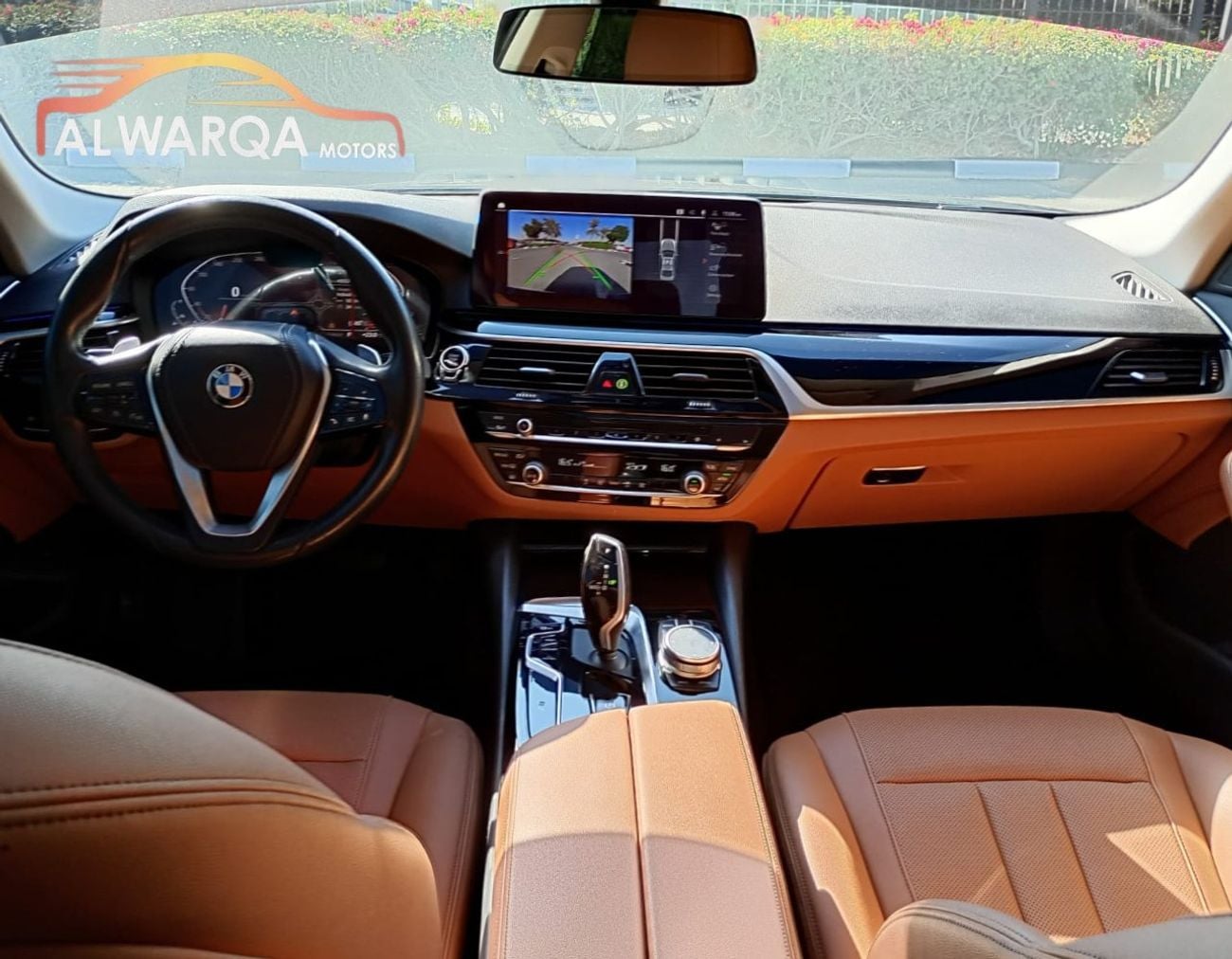 بي أم دبليو 520i EXCLUSIVE PLUS Middle East Edition 2.0L