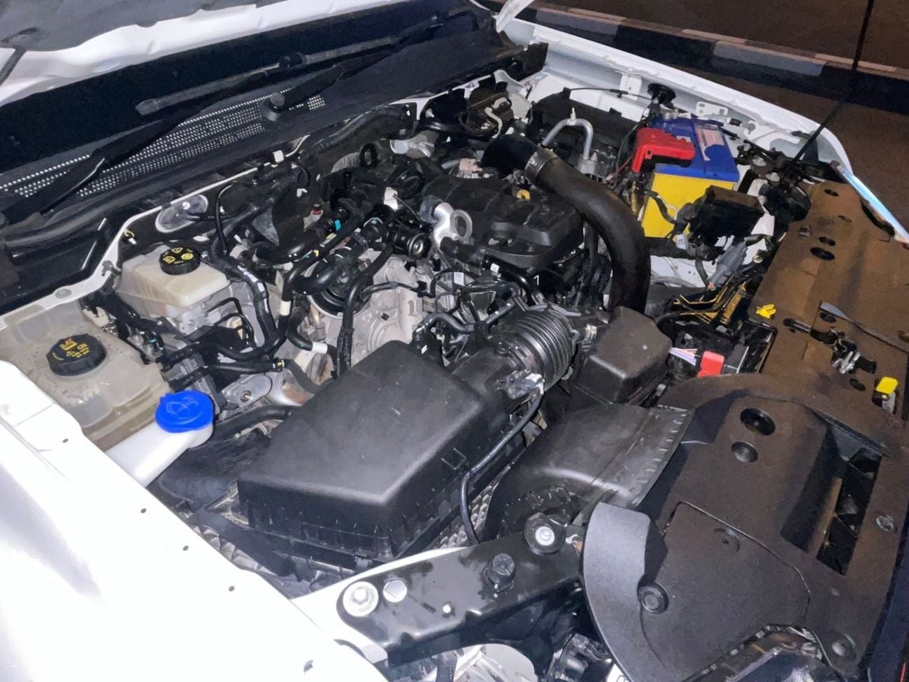 Ford Ranger XLT diesel 2.0 liter right hand drive only for export available
