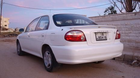 Kia Sephia exterior - Rear Right Angled