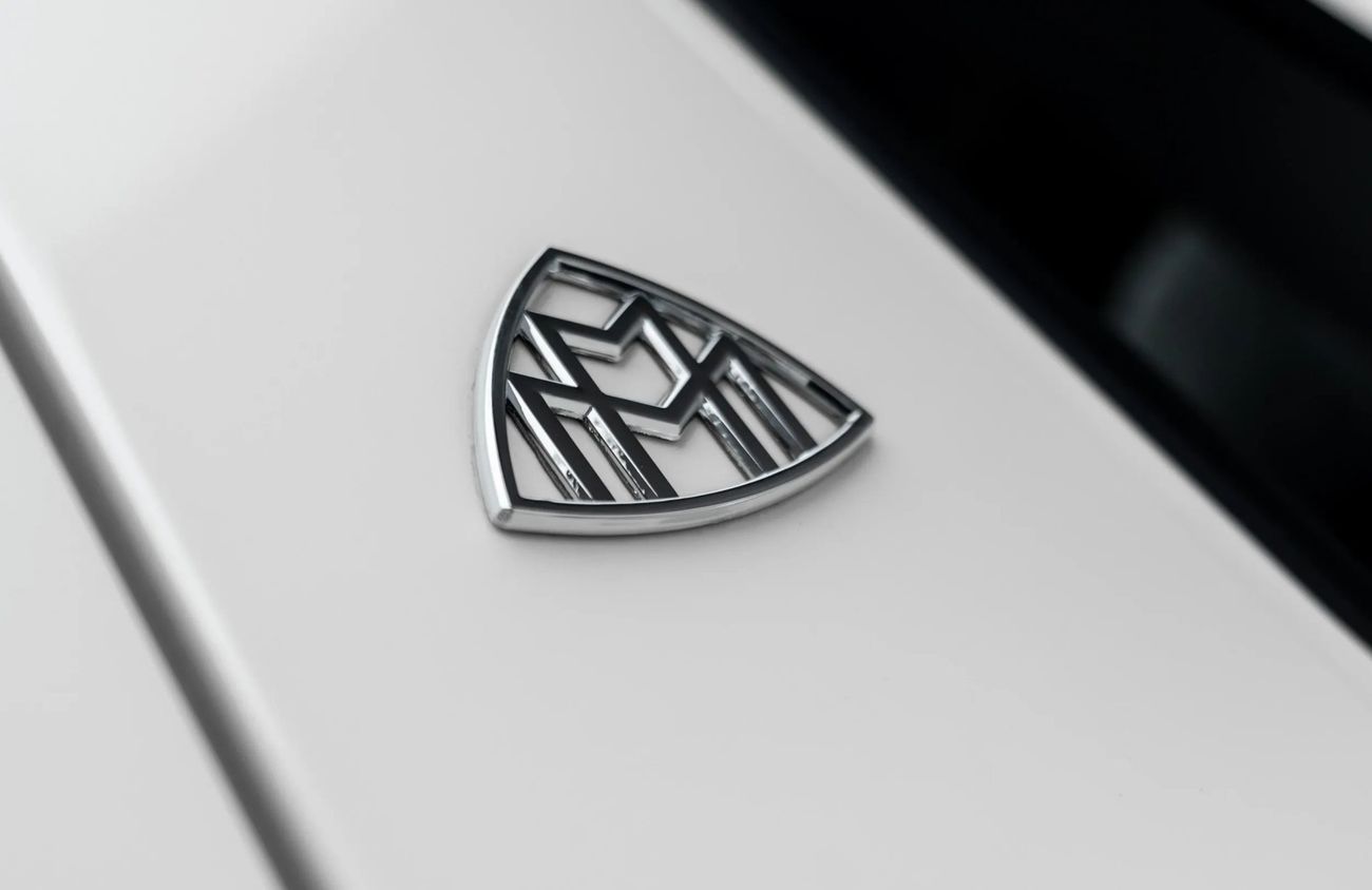 Mercedes Maybach G 650 6.0 L V-12 Biturbo Engine