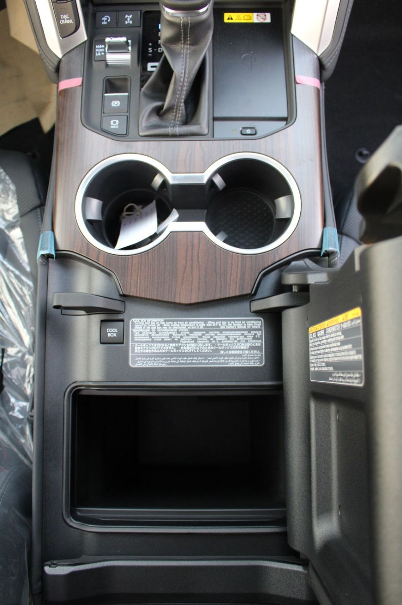 تويوتا لاند كروزر TOYOTA LANDCRUISER 300 4.0L V6 PETROL VX AUTO