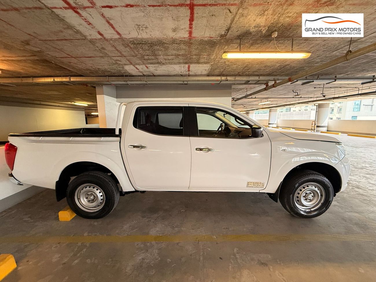 Nissan Navara Std 2.5L 4WD A/T