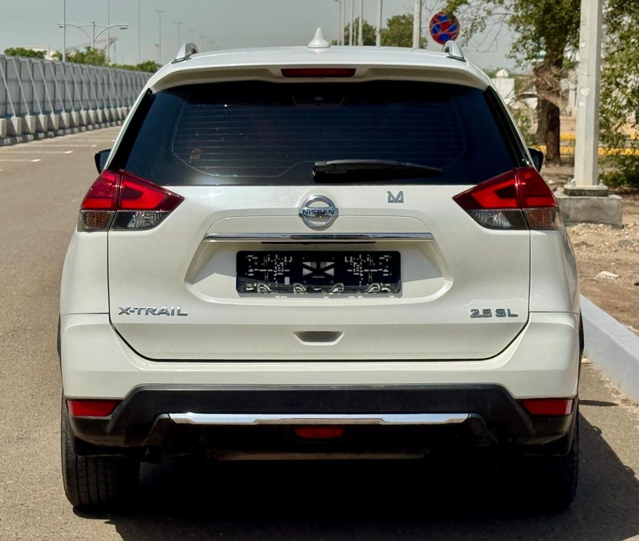 نيسان إكس تريل SL 2.5L